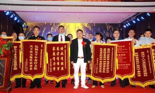 成都网约车市场竞争格局解析，究竟哪个平台更胜一筹？
